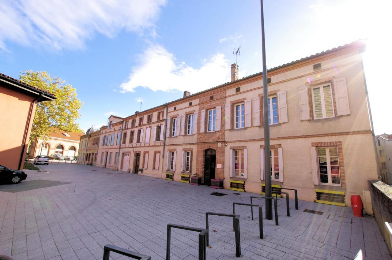 Hostel Les Cordees Liees Альби Экстерьер фото
