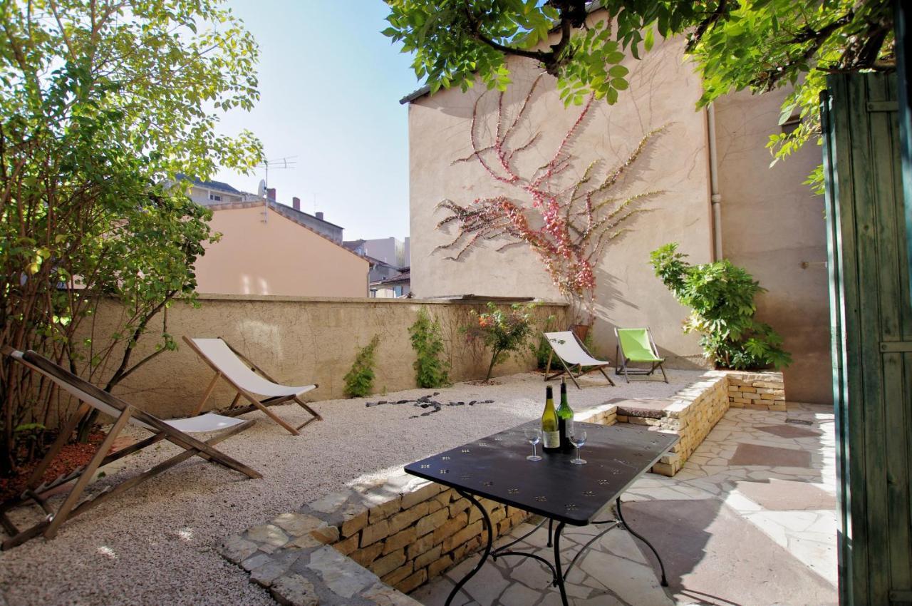 Hostel Les Cordees Liees Альби Экстерьер фото