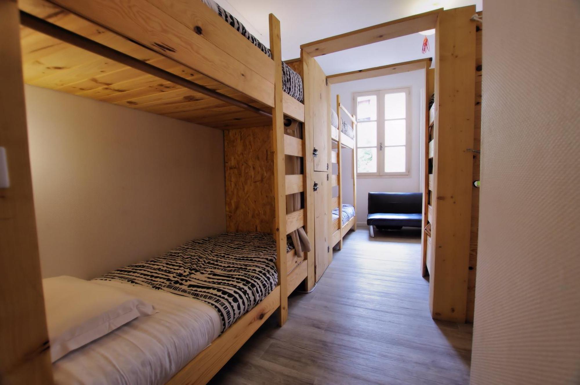 Hostel Les Cordees Liees Альби Экстерьер фото